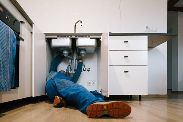 Professional Leak Detection technician working in Cypress, TX